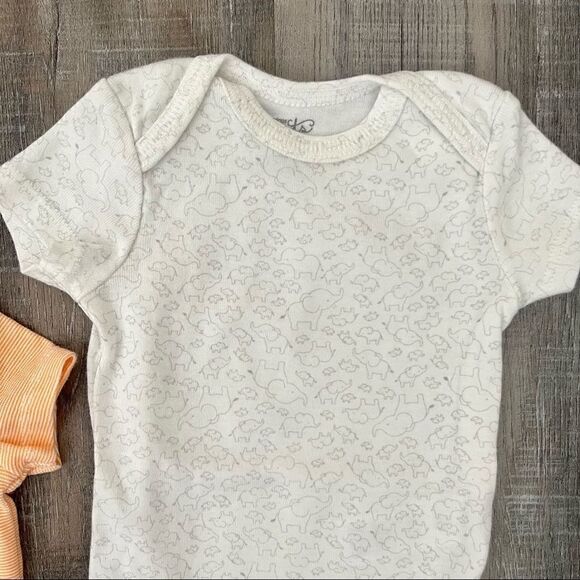 Carters Precious Firsts onesies - set of 3 - Picture 4 of 4